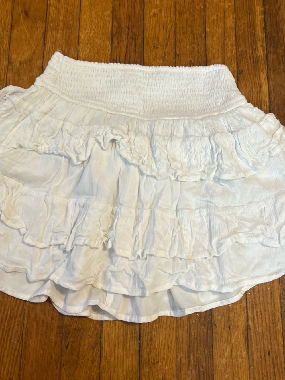 Hollister White Ruffled Tiered Skater Skirt